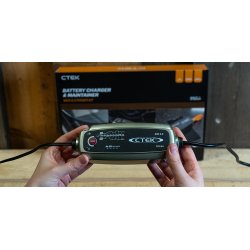 CTEK Batterilader MXS 5,0 power kit 